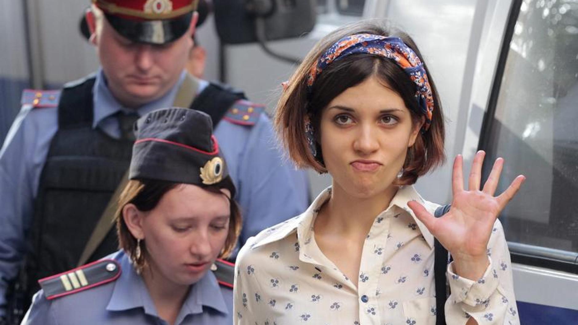 Russland Pussy Riot Mitglied Kritisiert Haftbedingungen In Arbeitslager Augsburger Allgemeine