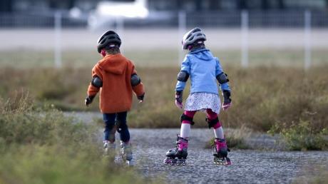Eine Kindergrundsicherung könnte der sinkenden Kinderzahl in Deutschland entgegenwirken. 