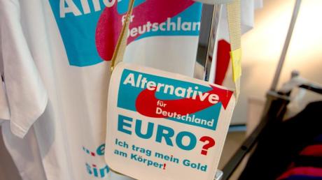 Werbeartikel der Partei Alternative für Deutschland (AfD). Die neue Partei rechnet sich Chancen bei der Bundestagswahl aus. Die Alternative für Deutschland (AfD) wird bei der bayerischen Landtagswahl 2013 aber nicht antreten. 