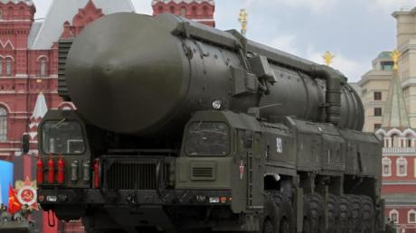 Russland will neue Atomraketen mit höherer Reichweite bauen.
