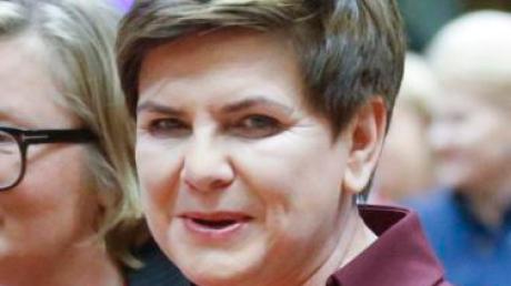 Polens Premierministern Beata Szydlo will nach Straßburg reisen, um sich einer Diskussion mit den Europa-Abgeordneten zu stellen.