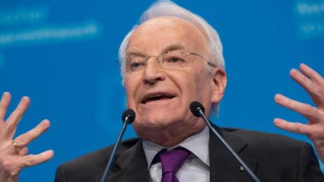 Der frühere CSU-Chef Edmund Stoiber hat der großen Koalition eine «Verkümmerung der parlamentarischen Debatte» im Bundestag vorgeworfen.