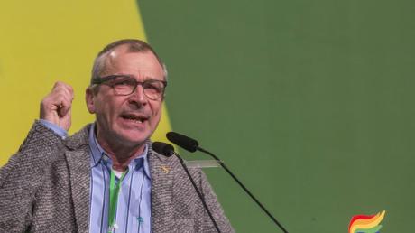 Hat Crystal Meth seine politische Laufbahn beendet?Der Grünen-Bundestagsabgeordnete Volker Beck soll mit der Droge erwischt worden sein. Die Reaktionen sind gemischt. 	