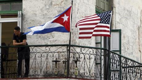 Kurz vor dem Ende von Präsident Trumps Amtszeit hat seine Regierung Kuba wieder auf die US-Terrorliste gesetzt. Das Bild zeigt die Kuppel des kubanischen Kapitols in Havanna. 
