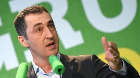 Cam Özdemir hat bekannt gegeben, dass er sich für den Posten des männlichen Spitzkandidaten bei den Grünen bewerben will.