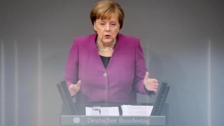 Bundeskanzlerin Angela Merkel hat nun bekannt gegeben, wer für die CDU in einer möglichen GroKo Minister werden soll.