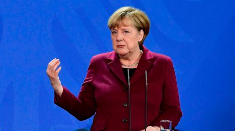 Angela Merkel gerät in der Affäre um das Bundesamt für Migration und Flüchtlinge zunehmend in die Kritik.