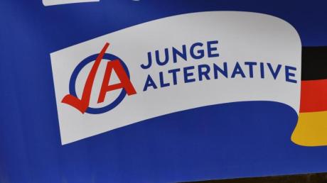 Teile der AfD-Nachwuchsorganisation Junge Alternative werden seit vergangener Woche vom Verfassungsschutz beobachtet.