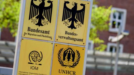 Die FDP will mit einem Untersuchungsausschuss im Bundestag Licht in die Vorgänge rund um das Nürnberger Bundesamt für Migration und Flüchtlinge der vergangenen drei Jahre bringen. 