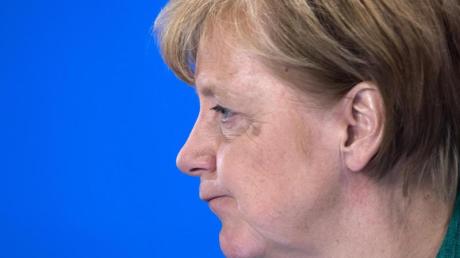 Bundeskanzlerin Angela Merkel steht vor einer Zerreißprobe. In Europa steht sie alleine da. 