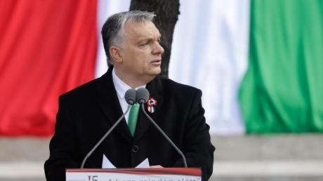 Orban steht in der konservativen europäischen Parteienfamilie derzeit mächtig unter Druck. 