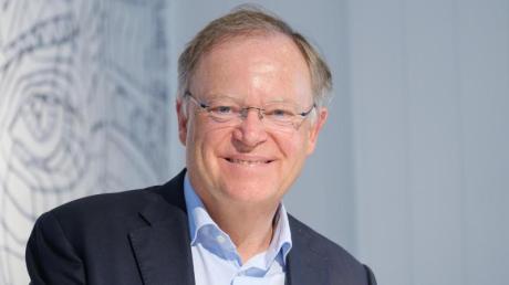Niedersachsens Ministerpräsident Stephan Weil tritt bei der Landtagswahl als Spitzenkandidat der SPD an.