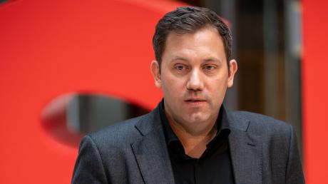 SPD-Generalsekretär Lars Klingbeil kritisiert das Verhalten der CDU beim Misstrauensvotum im Landtag von Thüringen.