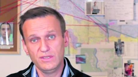 Kremlkritiker Alexej Nawalny hat einen Geheimdienstagenten offenbar mit einem Telefontrick überführt.