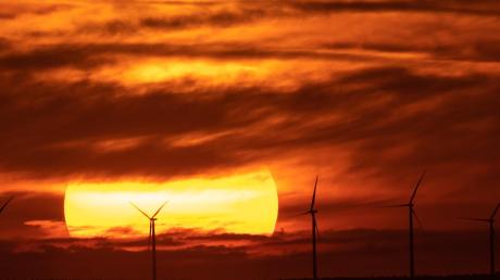 Der Ausbau von Windkraft geht nur schrittweise voran in Deutschland. Und doch kann es sich kaum mehr eine Partei erlauben, die Klimafrage in ihrem Programm auszuklammern. 