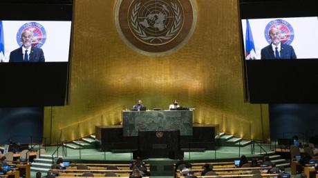 Sitzung in der UN-Generalversammlung am Hauptsitz der Vereinten Nationen. 