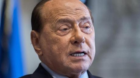 «Ich werde meinem Land auf andere Art dienen», meint Silvio Berlusconi.