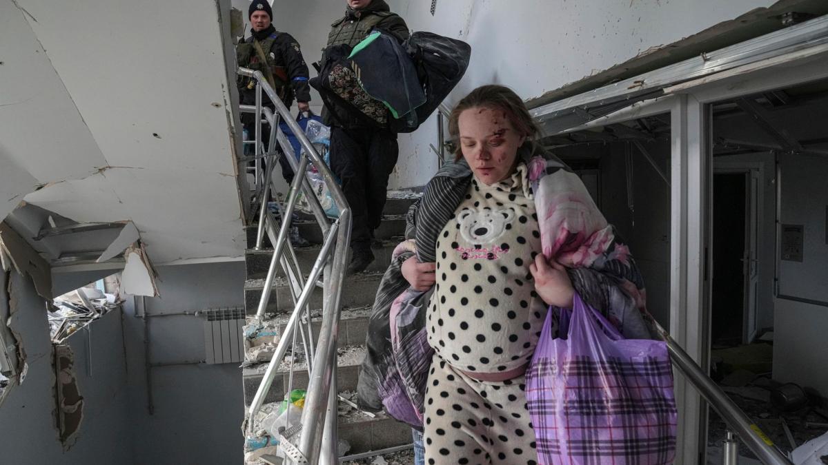 #Kämpfe in Mariupol: Vize-Bürgermeister: Drei Tote bei Angriff auf Geburtsklinik