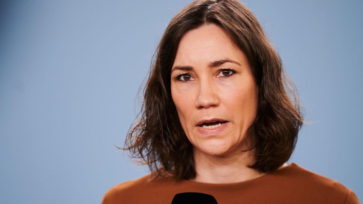 #Regierung: Anne Spiegel erklärt ihren Rücktritt als Familienministerin