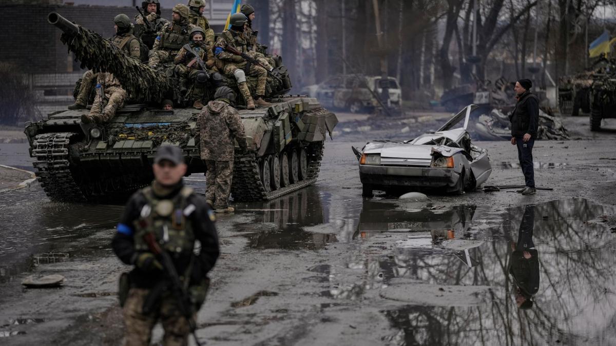 #Live-Ticker zur Ukraine: Ukrainische Armee sprengt Eisenbahnbrücke in Region Donezk