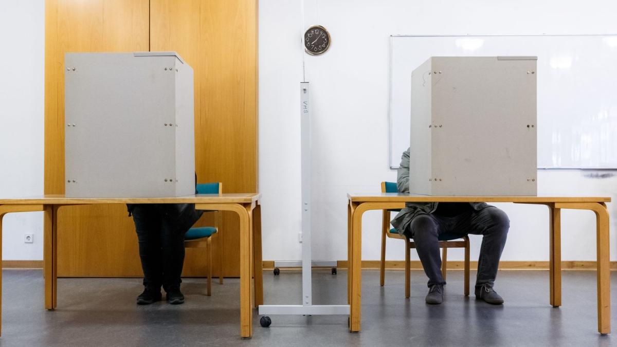 #Landtagswahl: Wahllokale in Schleswig-Holstein geöffnet