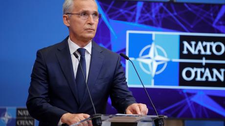 Nato-Generalsekretär Stoltenberg hat eine Aufstockung der schnellen Eingreifkräfte angekündigt.