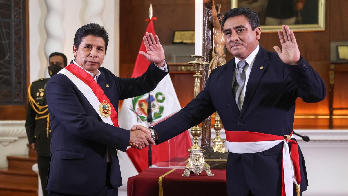 #Südamerika: Peru: Siebter Innenminister in einem Jahr vereidigt