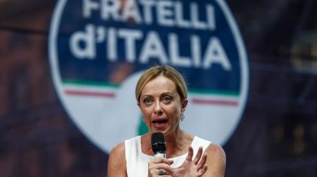 Giorgia Meloni, Parteichefin von Fratelli d'Italia, spricht bei einer Veranstaltung von Fratelli d'Italia.
