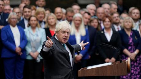 Boris Johnson hatte sich mit einem dramatischen Auftritt verabschiedet. Kommt er nun zurück?