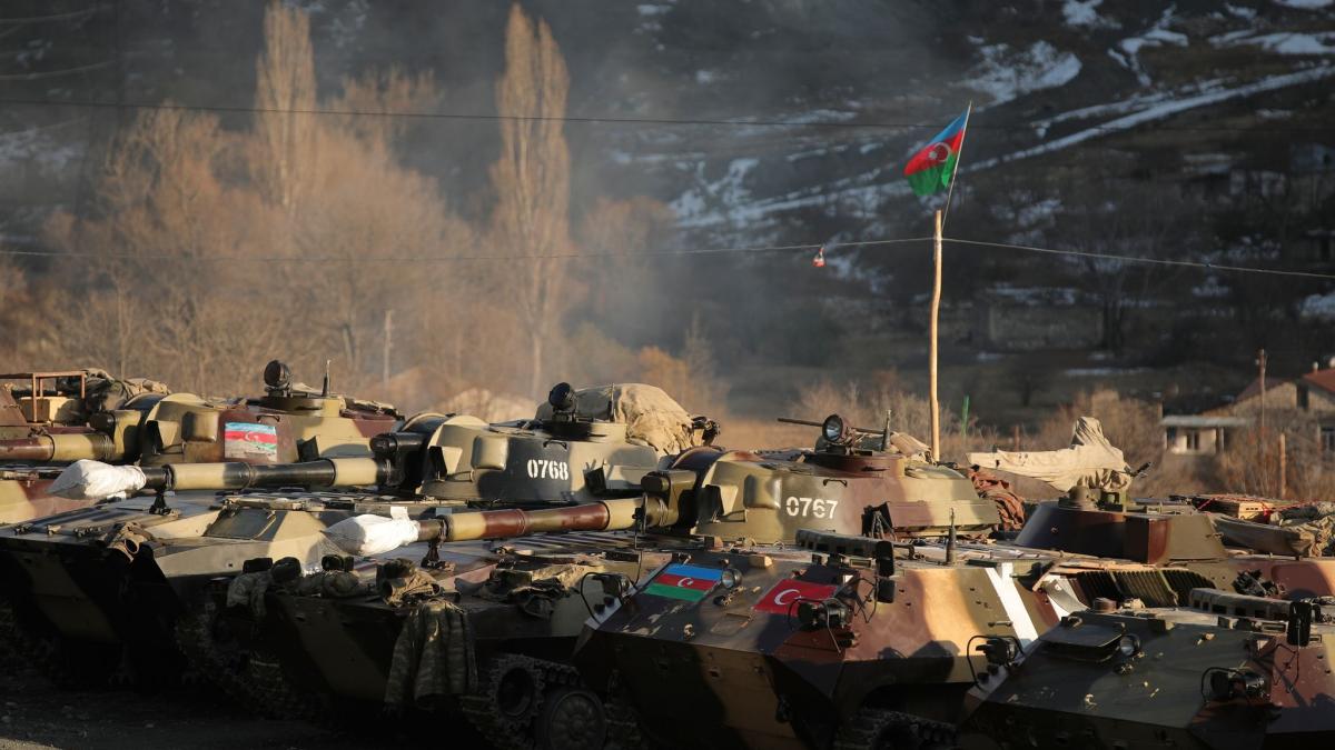 #Konflikte: Schwere Kämpfe zwischen Aserbaidschan und Armenien