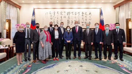Die Abgeordneten des Menschenrechtsausschusses des Bundestages sind in Taiwan zu Besuch.