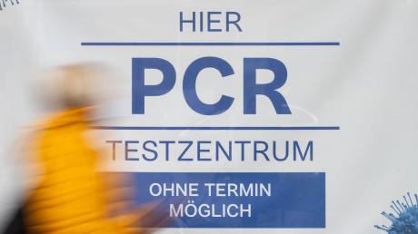 Derzeit müssen für einen PCR-Test 32,39 Euro gezahlt werden.