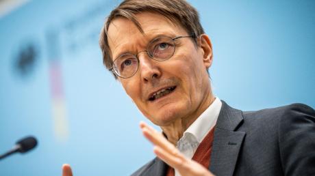 Karl Lauterbach (SPD) ist der 17. Bundesgesundheitsminister Deutschlands. Eine Liste mit allen Gesundheitsministerinnen und -ministern.