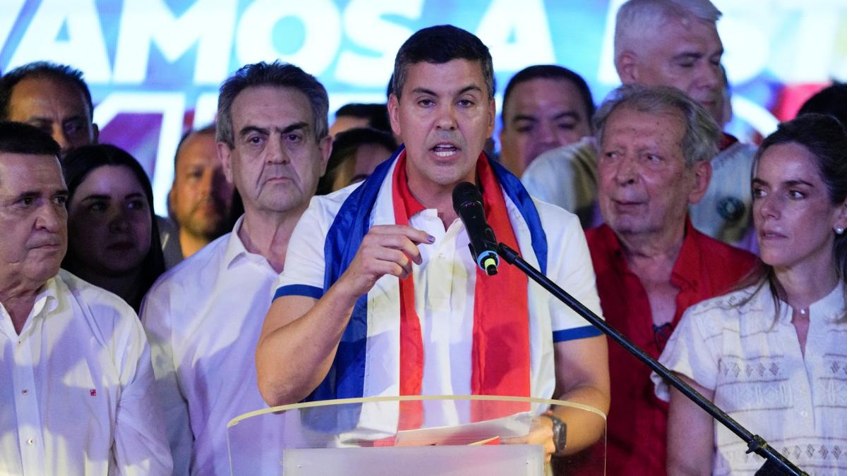 #Lateinamerika: Kein Machtwechsel in Paraguay: Peña zum Präsidenten gewählt