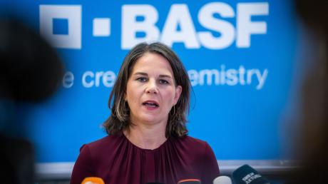 Außenministerin Annalena Baerbock besucht die BASF-Zentrale in Ludwigshafen