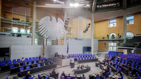 Am Freitag wird im Bundestag über die von der Bundesregierung geplante Reform des Klimaschutzgesetzes abgestimmt.