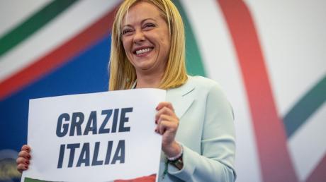 Ein Jahr ist es her, dass Giorgia Meloni in Italien die Wahl zu Italiens Ministerpräsidentin gewann.