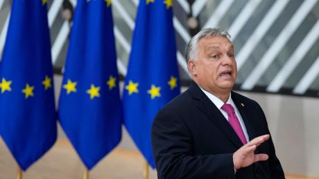 Diplomaten räumen ein, dass Orban in seinem Brief richtige und wichtige Fragen stelle. Zugleich habe er allerdings durch sein jüngstes Treffen mit Putin weiter den Verdacht genährt, unter Einfluss von Russland zu handeln.