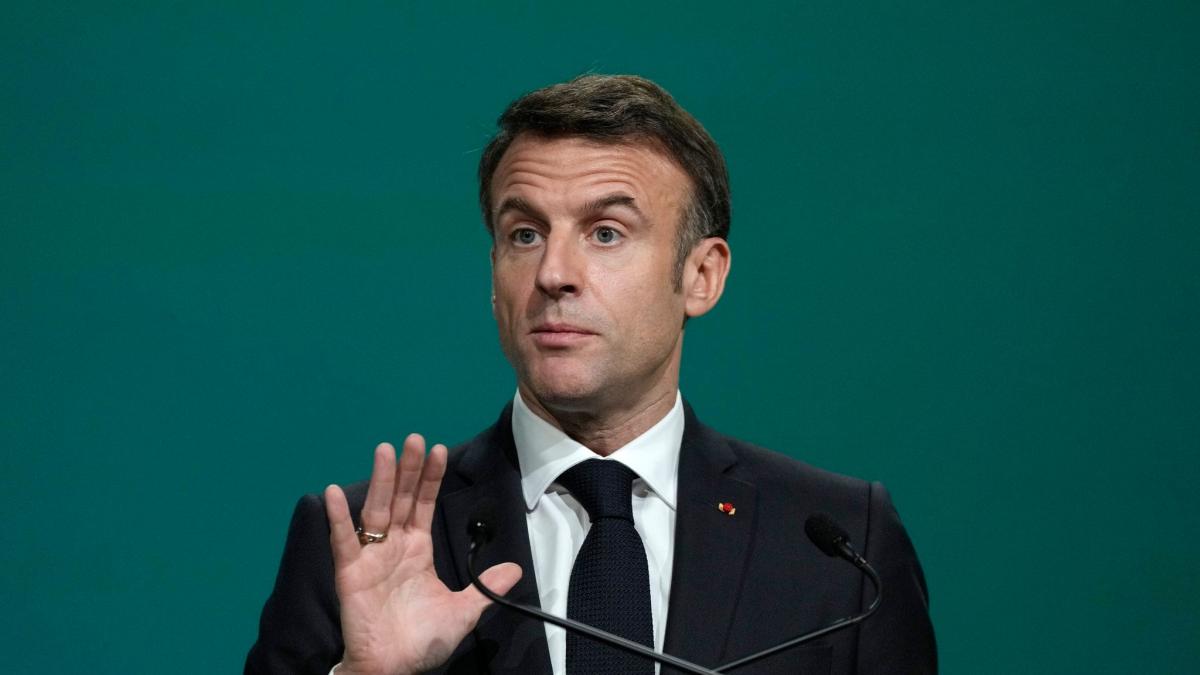 #Druck auf Macron nach Verabschiedung von Immigrationsgesetz