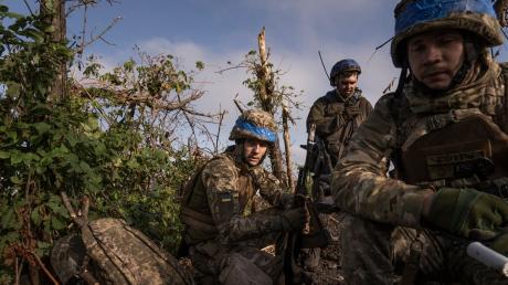 Das ukrainische Militär möchte 450.000 bis 500.000 weitere Soldaten mobilisieren.