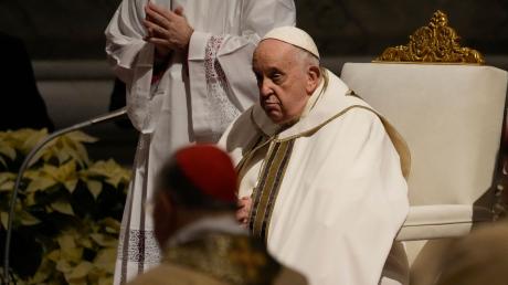"Es ist kein Widerspruch, wenn ein Priester heiratet", sagte Papst Franziskus erst im vergangenen März.