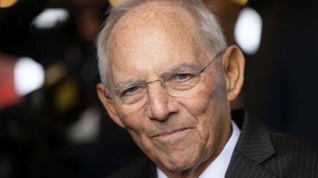 Der frühere Bundestagspräsident Wolfgang Schäuble ist am zweiten Weihnachtsfeiertag im Alter von 81 Jahren verstorben.