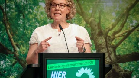 Bis spätestens 2027 soll nach jüngsten Angaben der Bundesregierung das Klimageld eingeführt werden - zu spät, findet Grünen-Fraktionsvize Julia Verlinden. Das Klimageld sei ein wichtiges Projekt der Ampel (Archivbild).