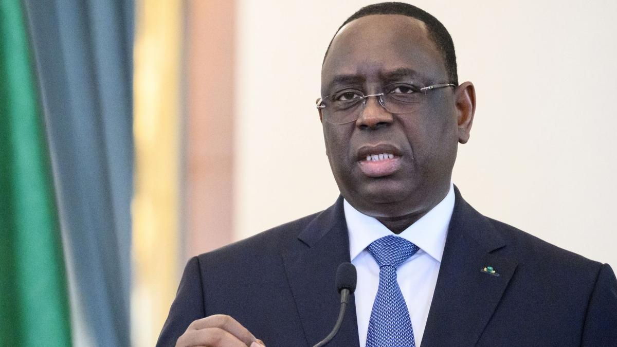 #Senegals Präsident verschiebt Wahl kurzfristig