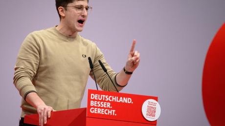 Philipp Türmer, Vorsitzender der Jusos, fordert einen Bundestags-Untersuchungsausschuss zum Wirken des früheren Verfassungsschutzpräsidenten Hans-Georg Maaßen im Staatsdienst.