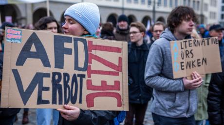 Demonstration gegen Rechtsextremismus in Rostock.