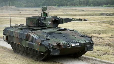 Ein Schützenpanzer vom Typ Puma auf dem Erprobungsgelände des Unternehmens Rheinmetall in der Lüneburger Heide.