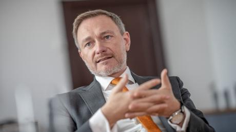 Finanzminister Christian Lindner sieht ab 2028  finanzielle Spielräume für den Verteidigungsetat.