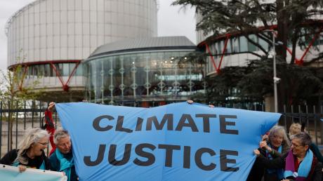 Der Fall der Klimaseniorinnen war die erste Klimaklage überhaupt, die vor der Großen Kammer des Europäischen Gerichtshofs für Menschrenrechte angehört wurde.