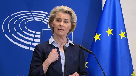 EU-Kommissionspräsidentin Ursula von der Leyen schließt eine Zusammenarbeit mit Rechtspopulisten nicht aus.